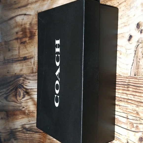 New Coach Charlie Espadrille Women 9.5 B Chalk Leather Embossed Leatherware NIB - Picture 14 of 15